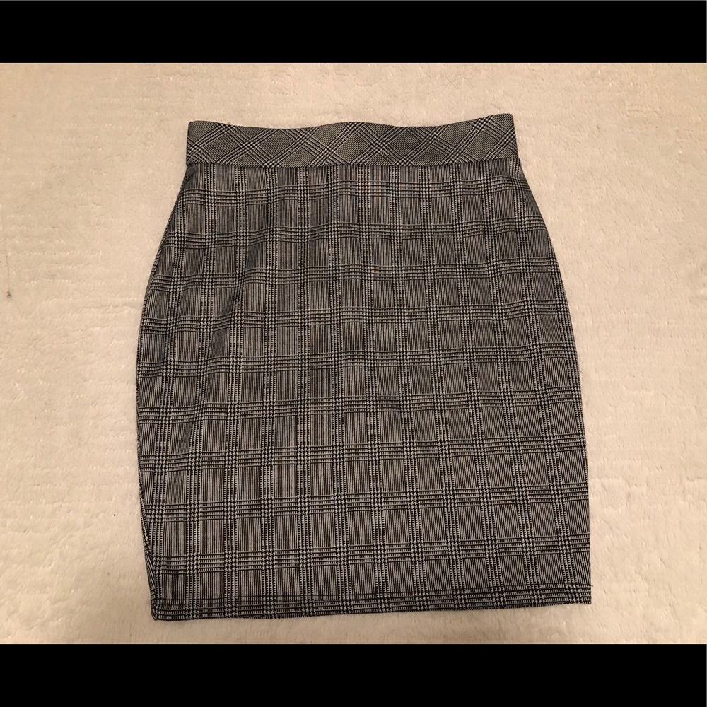 High waisted Plaid Skirt